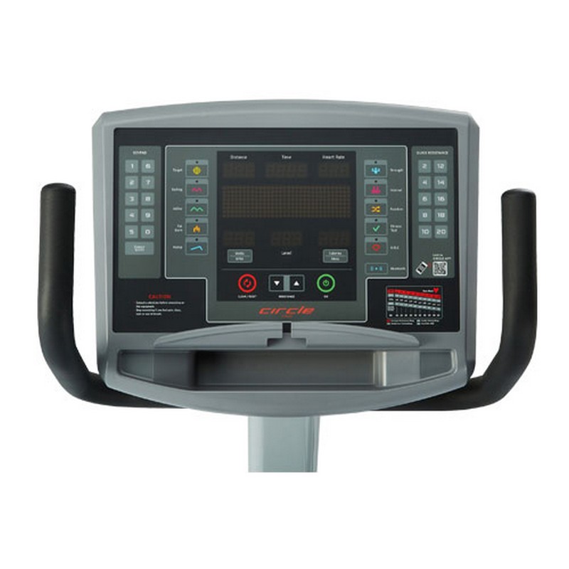 Горизонтальный велотренажер Circle Fitness R8 800_800